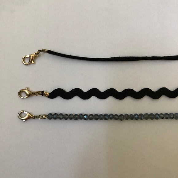 Necklace Set - Picture 2 of 3